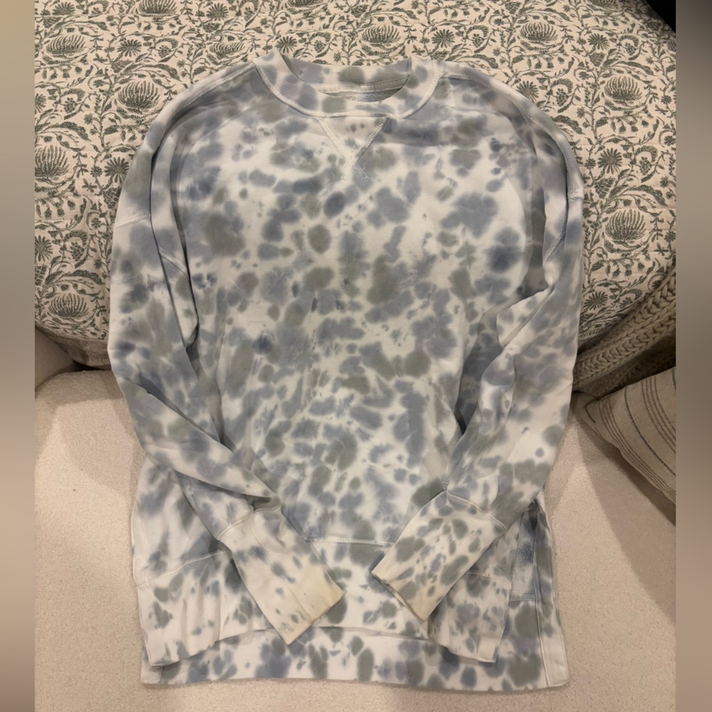 Abercrombie tie dye sweatshirt